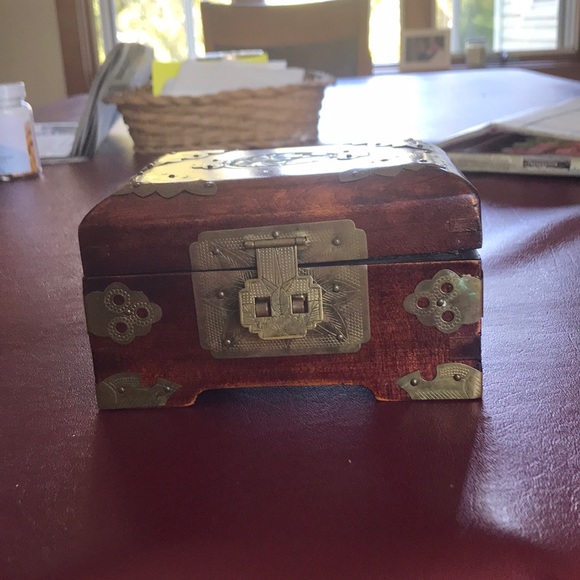 Vintage Chinese Jewelry Box - Picture 1 of 15